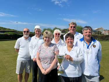Maria Caulfield, MP for Lewes, joins Newhaven Bowls Club for Open Day